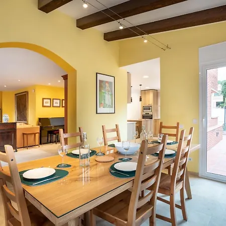 Holiday home Casa Sal Y Sol Junto A La Playa Cerca De Barcelona *